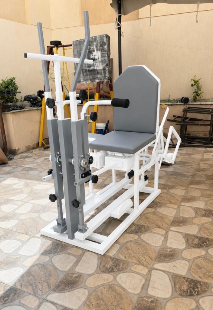 1000888066-704x1024 الهندسة في خدمة الطب والتأهيل الحركي بأجهزة حديثه من إبداع مهندس مصري